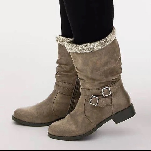 torrid Shoes - Torrid 9 wide Grey Slouchy Moto Boot Sweater Trimmed, Zippered Like New